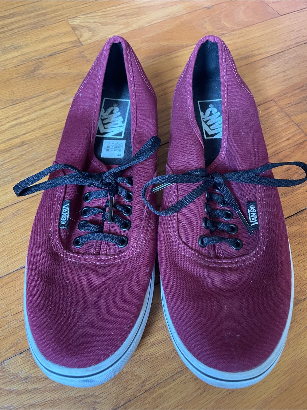 Vans Women Sneakers Burgundy and White Low-Top - size 8 1/2